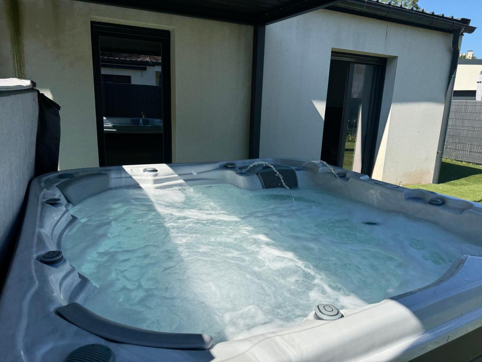 Épinal Maison Avec Jacuzzi Et Sauna מראה חיצוני תמונה